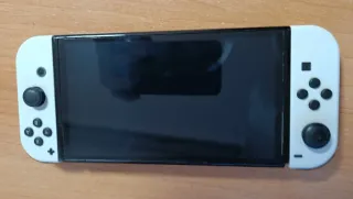Nintendo Switch OLED Blanca + Mando Tom Nook
