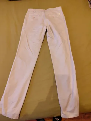 Pantalones Lois gris, talla 32