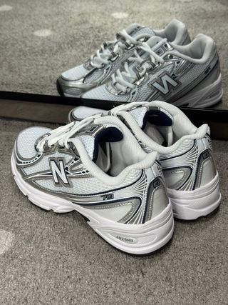 New Balance 740, talla 38