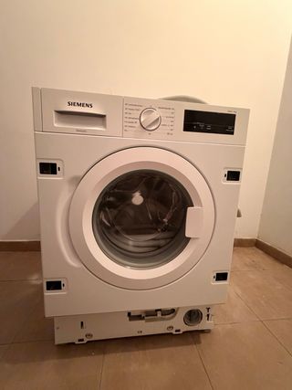 Lavadora Siemens integrable 8 kg iQ300