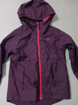 Cortavientos niña morado y rosa