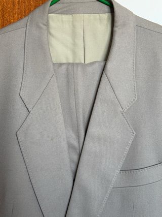 Traje de chaqueta y pantalón gris Talla M