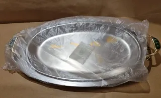 Vassoio ovale in acciaio con manici