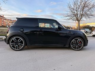 MINI John Cooper Works 2.0 Turbo 230CV | Automátic