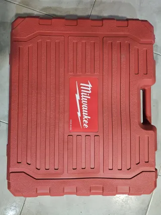 Maletín Milwaukee Herramientas Eléctricas