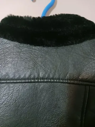 Chaqueta de cuero negra