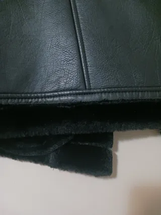 Chaqueta de cuero negra