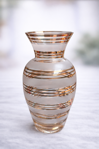 Vaso in vetro satinato con fasce dorate