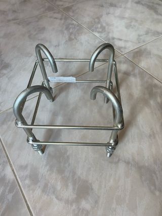 Herraje para empotrar soportes en hormigón