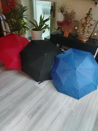 Lote 3 Paraguas Plegables (Rojo, Negro, Azul)