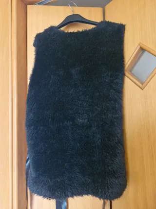 Smanicato pelliccia nero con cintura