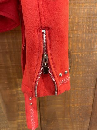 Chaqueta Flamant Rose Collection Roja Tachuelas