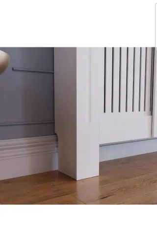 Vida Designs Arlington Cubierta Radiador Blanca