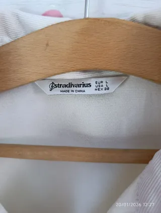 Camisa blanca de mujer