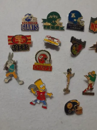 Lot Pins NFL Football Americano