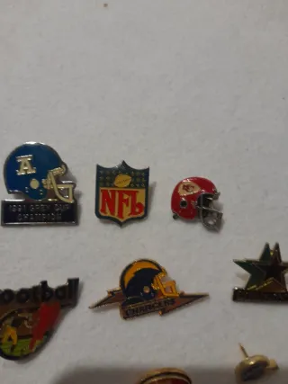 Lot Pins NFL Football Americano