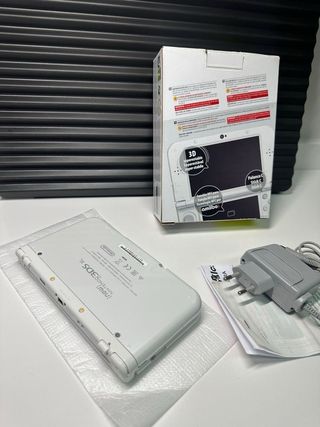New Nintendo 3DS XL Blanca Doble ips