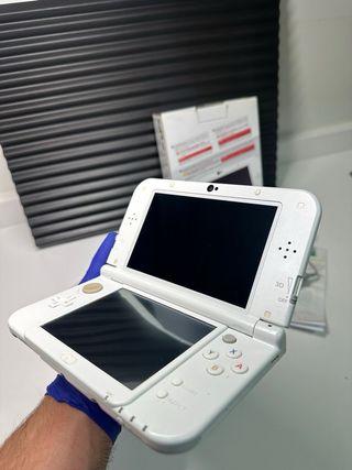 New Nintendo 3DS XL Blanca Doble ips