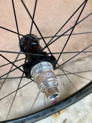 Ruedas carretera carbono Fulcrum WIND 40 Disco