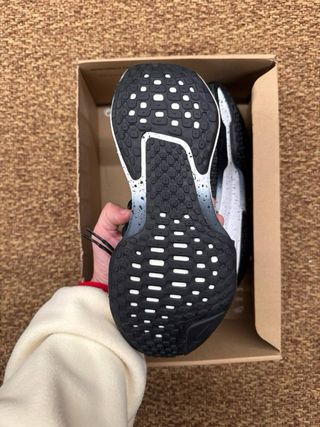 Nike Invincible Run 3 Taglia 38.5 Nuove