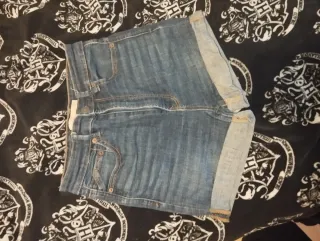 Shorts vaqueros denim dobladillo básicos