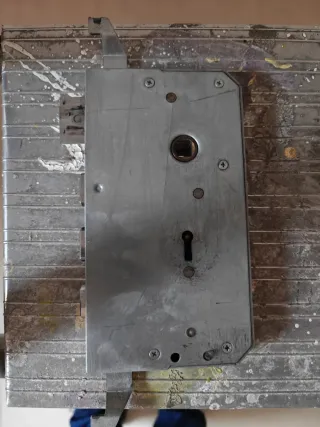 Cerradura Arcu Izquierda