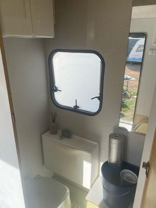 GRAN OPORTUNIDAD!!!! Caravana -750Kg. Adria Óptima