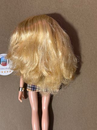 Muñeca Bratz rubia