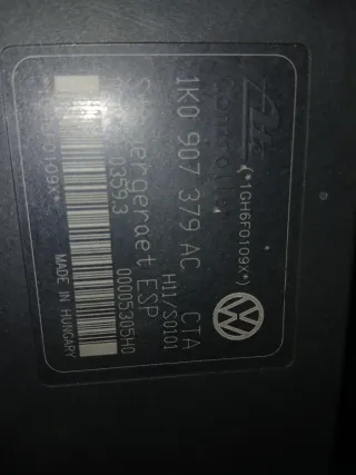 Módulo ABS ESP 1K0 907 379 AC Seat Leon