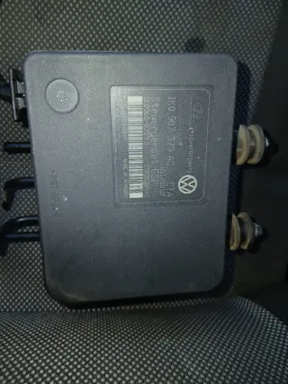 Módulo ABS ESP 1K0 907 379 AC Seat Leon