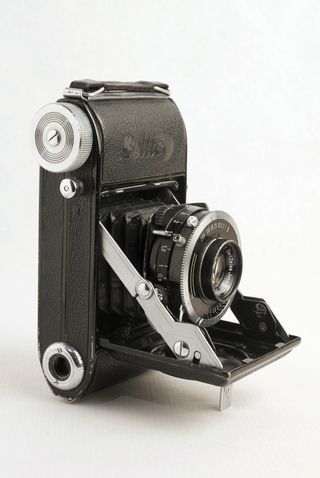 Cámara Belca Beltica Negra Ref: 00193 2128 009