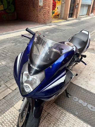 Suzuki GS500F