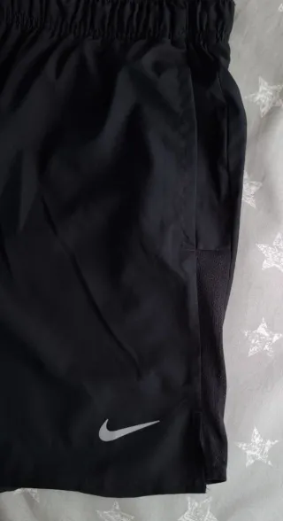 Pantalón corto running Nike hombre Talla M DRI-FIT