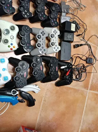 Lote mandos y fuentes alimentación