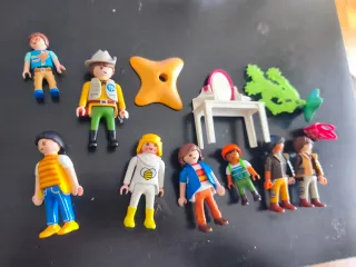 Lote Playmobil Figuras e Acessórios