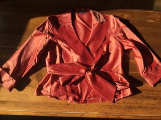 Blusa cruzada satinada talla 44