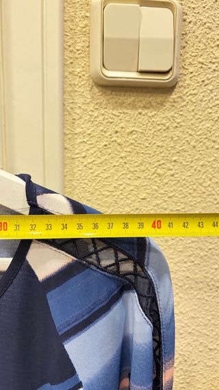 Blusa estampada azul y multicolor nueva a estrenar