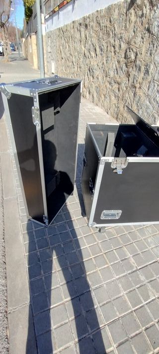 Flight Case 2 Cabezas Móviles 575