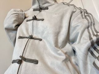 Chaqueta Adidas CNY Beige/Gris