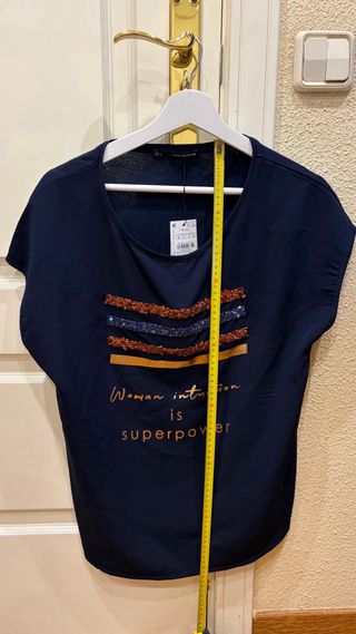 Blusa Azul Talla XL con Diseño nueva a estrenar
