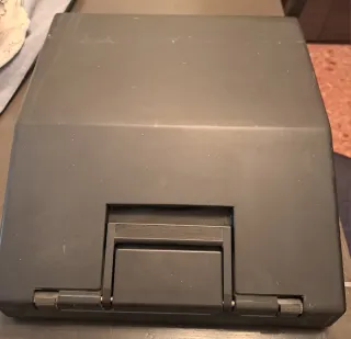 Máquina de escribir Olivetti Lettera40