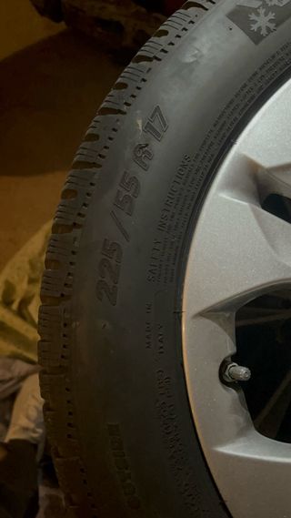 Llantas BMW X1 17” con neumáticos de invierno