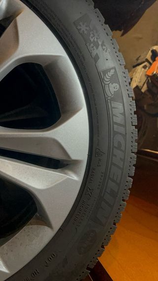 Llantas BMW X1 17” con neumáticos de invierno