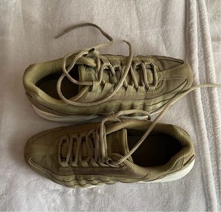 Nike Air Max 95 Verde Oliva