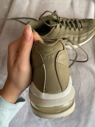 Nike Air Max 95 Verde Oliva