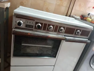 Cocina de gas con horno