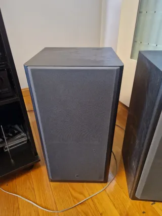 Altavoces JBL Negros