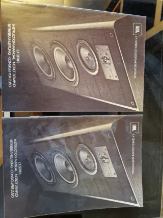 Altavoces JBL Negros