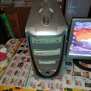 PC completo 2 sistemi operat+monitor, tastiera+mou