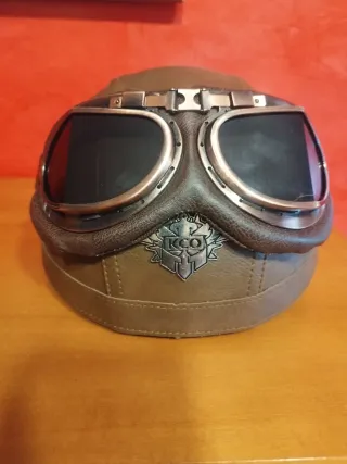Casco Retro Vintage Cuero Gafas